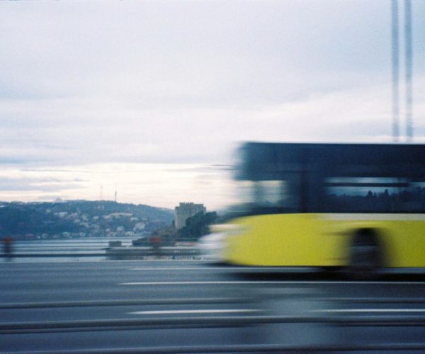 Transport pracowniczy – jak ułatwić codzienne dojazdy do firmy?